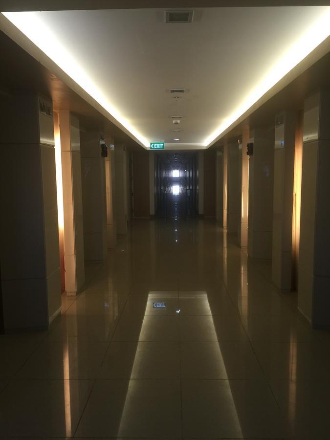 Breeze Residences Condotel Пасай Экстерьер фото